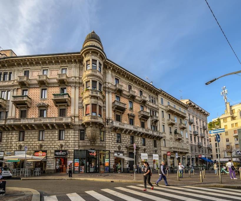 Buenos Aires' Nest - 10 Minutes From Duomo With Terrace Apartment Milan Exterior photo